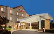 Exterior 2 Fairfield Inn by Marriott Visalia Sequoia