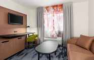 Common Space 6 Fairfield Inn by Marriott Visalia Sequoia