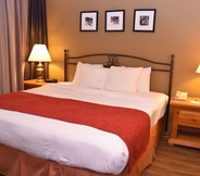 Bilik Tidur 6 Port Wisconsin Inn and Suites