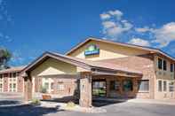 Exterior Days Inn by Wyndham Mounds View Twin Cities North