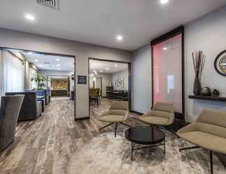 Lobi 2 Best Western Plus Nashville Airport Hotel