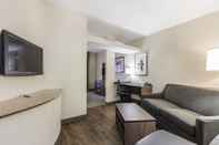 Common Space Best Western Plus Nashville Airport Hotel