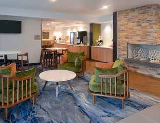 Lobi 2 Fairfield Inn by Marriott Pittsburgh New Stanton