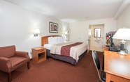 ห้องนอน 2 Red Roof Inn Columbus Northeast - Westerville