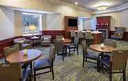 Bar, Kafe dan Lounge 6 Residence Inn Milwaukee Downtown by Marriott