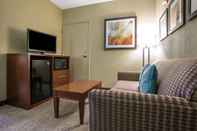 Ruang Umum Comfort Suites Chicago O'Hare Airport