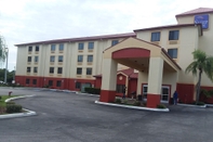 Bangunan Sleep Inn Leesburg Chain of Lakes