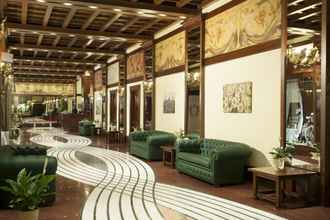 Lobby 4 Grand Hotel Trento
