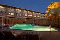 Swimming Pool The Lodge at Tiburon