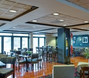 Restaurant 6 Four Points by Sheraton Columbus-Polaris