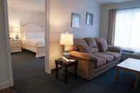 Common Space Charlevoix Inn & Suites SureStay Collection by Best Western