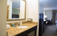 Toilet Kamar 2 Best Western Celina