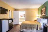 Bedroom Quality Inn Andrews