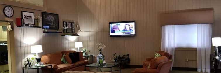 Lobby SureStay Plus Hotel by Best Western McGuire AFB Jackson