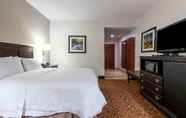 Bedroom 6 Hampton Inn Parkersburg-Mineral Wells