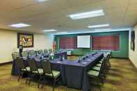 Functional Hall Oxford Suites Hermiston