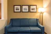 Common Space Comfort Suites Scranton near Montage Mountain