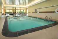 Swimming Pool Sonesta Select Allentown Bethlehem Airport