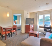 Common Space 2 Residence Inn By Marriott Buckhead Lenox Park