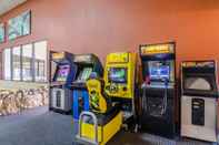 Entertainment Facility Red Roof Inn & Conference Center Wichita Airport