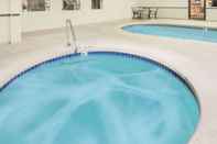 Swimming Pool Days Inn by Wyndham Lamar