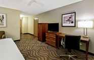 Bilik Tidur 3 La Quinta Inn & Suites by Wyndham Santa Rosa