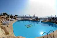 Swimming Pool Radisson Blu Resort, Malta St. Julian's