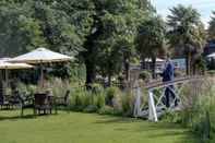 Ruang Umum Frensham Pond Country House Hotel & Spa