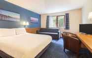 Kamar Tidur 7 Days Inn by Wyndham Magor