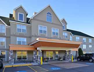 Exterior 2 Duluth Inn & Suites Near Spirit Mountain