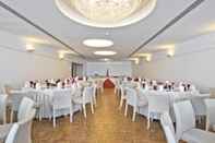 Functional Hall Golden Tulip Porto Gaia Hotel & Spa