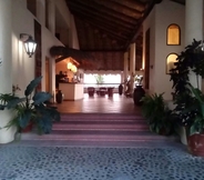 Lobby 5 Catalina Beach Resort