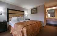 Bedroom 3 Best Western Inn & Suites of Macon