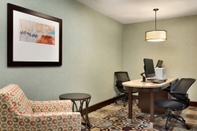 Functional Hall Homewood Suites by Hilton Grand Rapids