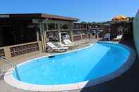Swimming Pool Cedars Inn Lewiston
