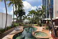 Swimming Pool Rydges Southbank Townsville