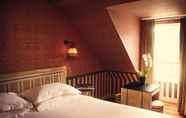 Bedroom 6 Hôtel Bourg Tibourg