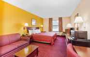 Bedroom 2 Days Inn by Wyndham Tappahannock