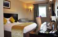 Bedroom 2 Millennium & Copthorne Hotels at Chelsea Football Club