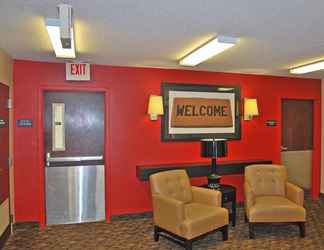 Lobi 2 Extended Stay America Suites St Louis St Peters