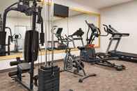 Fitness Center Howard Johnson by Wyndham Gravenhurst