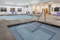 Swimming Pool Super 8 by Wyndham Spokane Valley