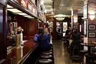 Bar, Cafe and Lounge Club Quarters Hotel Faneuil Hall, Boston