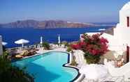 Swimming Pool 2 Nikos Villas Hotel in Oia Santorini