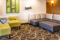 Ruang untuk Umum Comfort Suites Cookeville