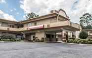 Exterior 2 Econo Lodge Macon