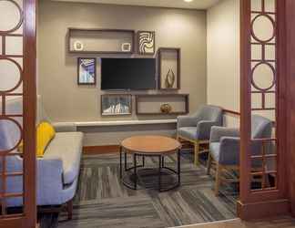 Lobi 2 Hyatt Place Houston-North