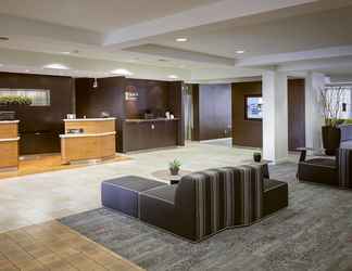 Lobby 2 Courtyard by Marriott Stockton