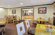 ร้านอาหาร 5 La Quinta Inn & Suites by Wyndham Miami Cutler Bay