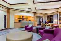 Lobby La Quinta Inn & Suites by Wyndham Raleigh Crabtree